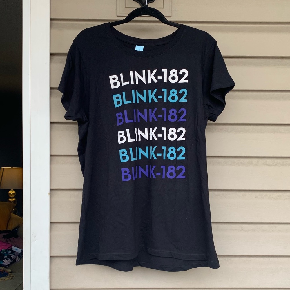 NWOT Hot Topic Plus Size Blink-182 Tee